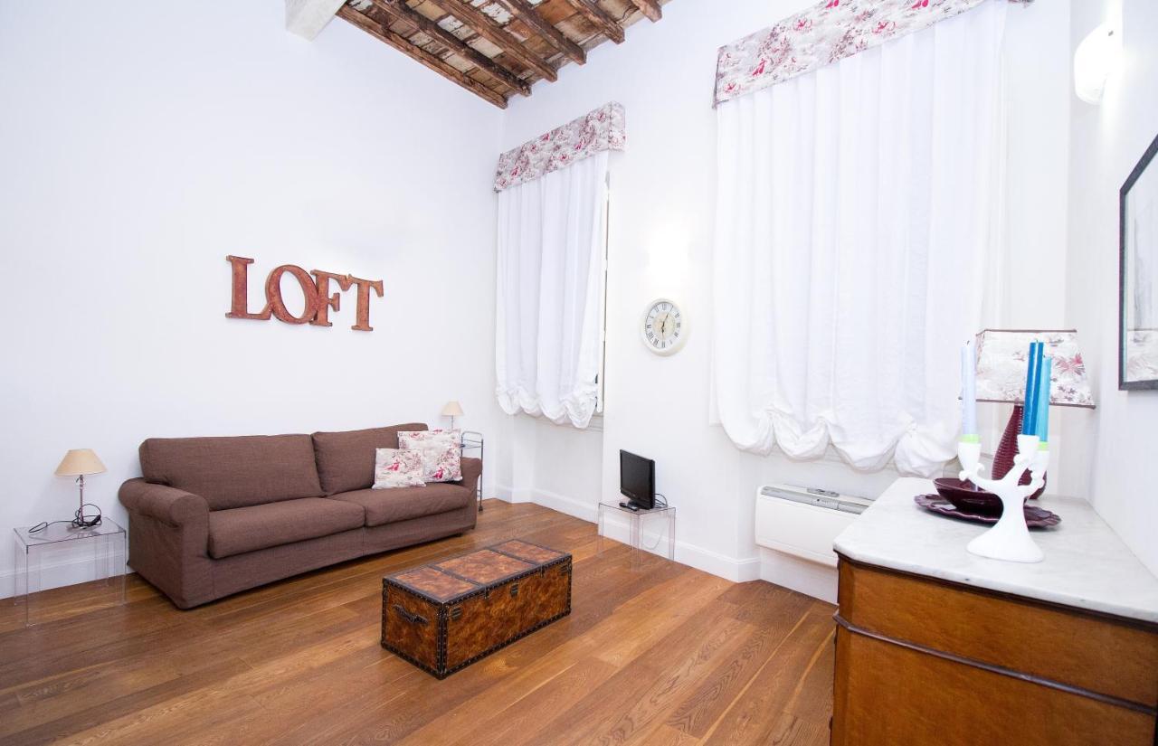 Apartamento Charming Santa Croce Loft Florencia Exterior foto